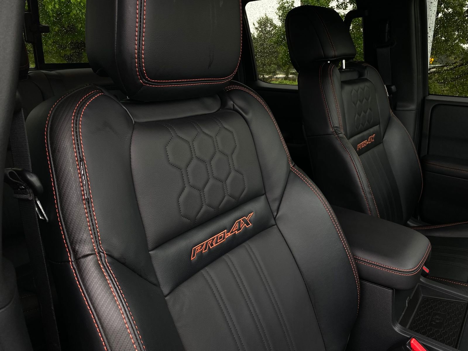 Used 2023 Nissan Frontier PRO-4X w/ Pro-4X Premium Package image 16