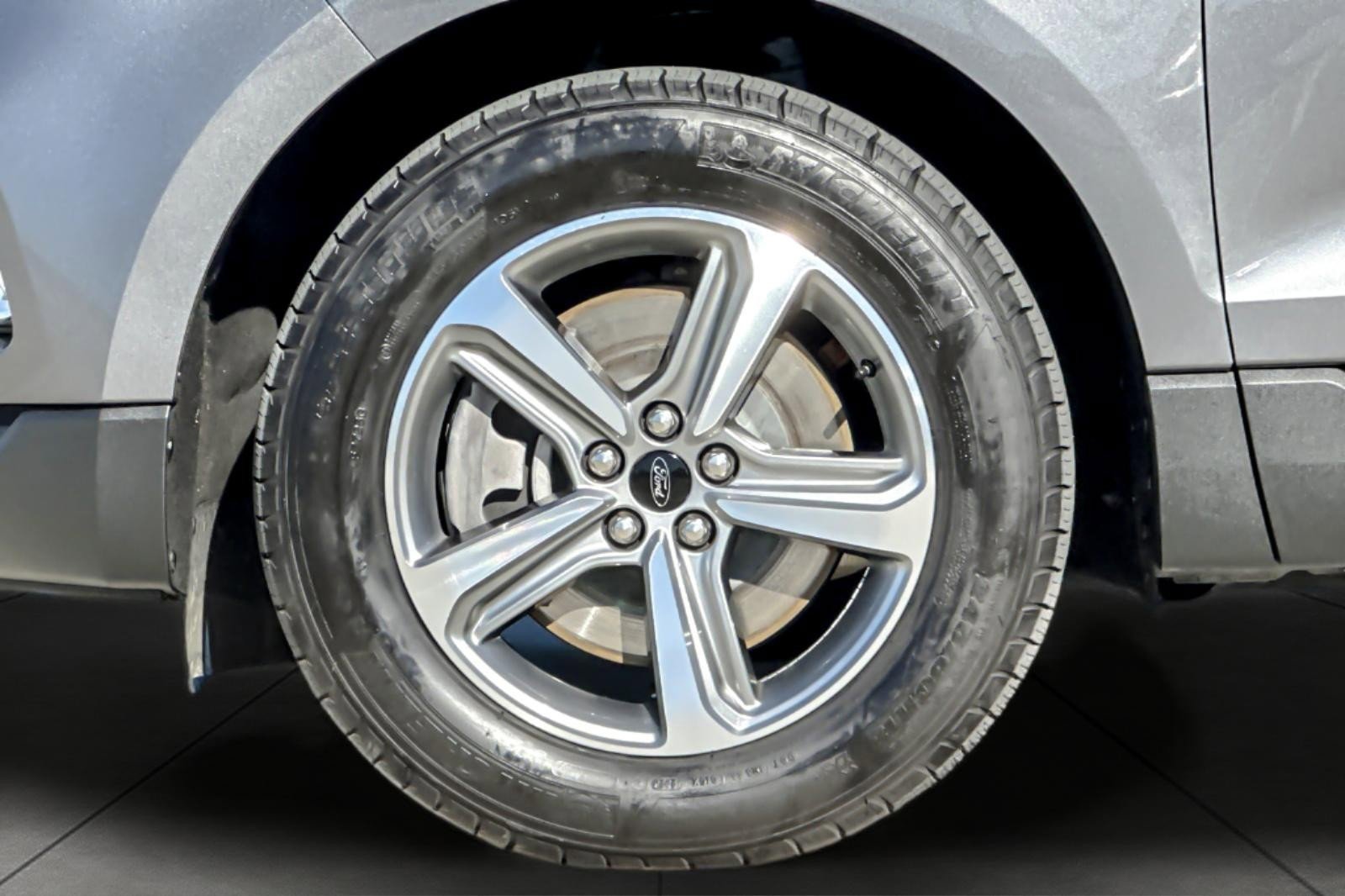 Used 2024 Ford Edge SEL w/ Convenience Package image 25