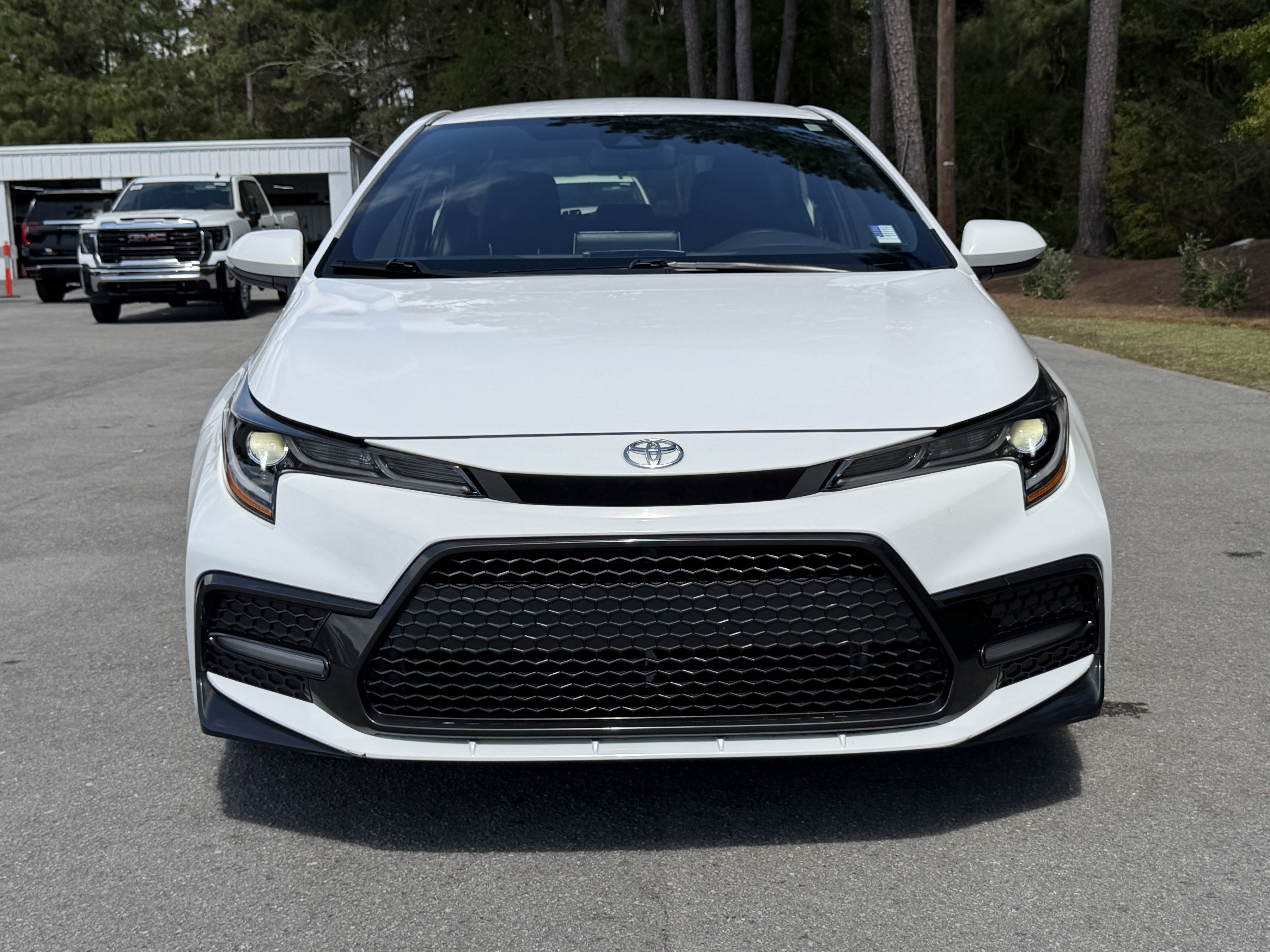 Used 2021 Toyota Corolla SE FWD image 38