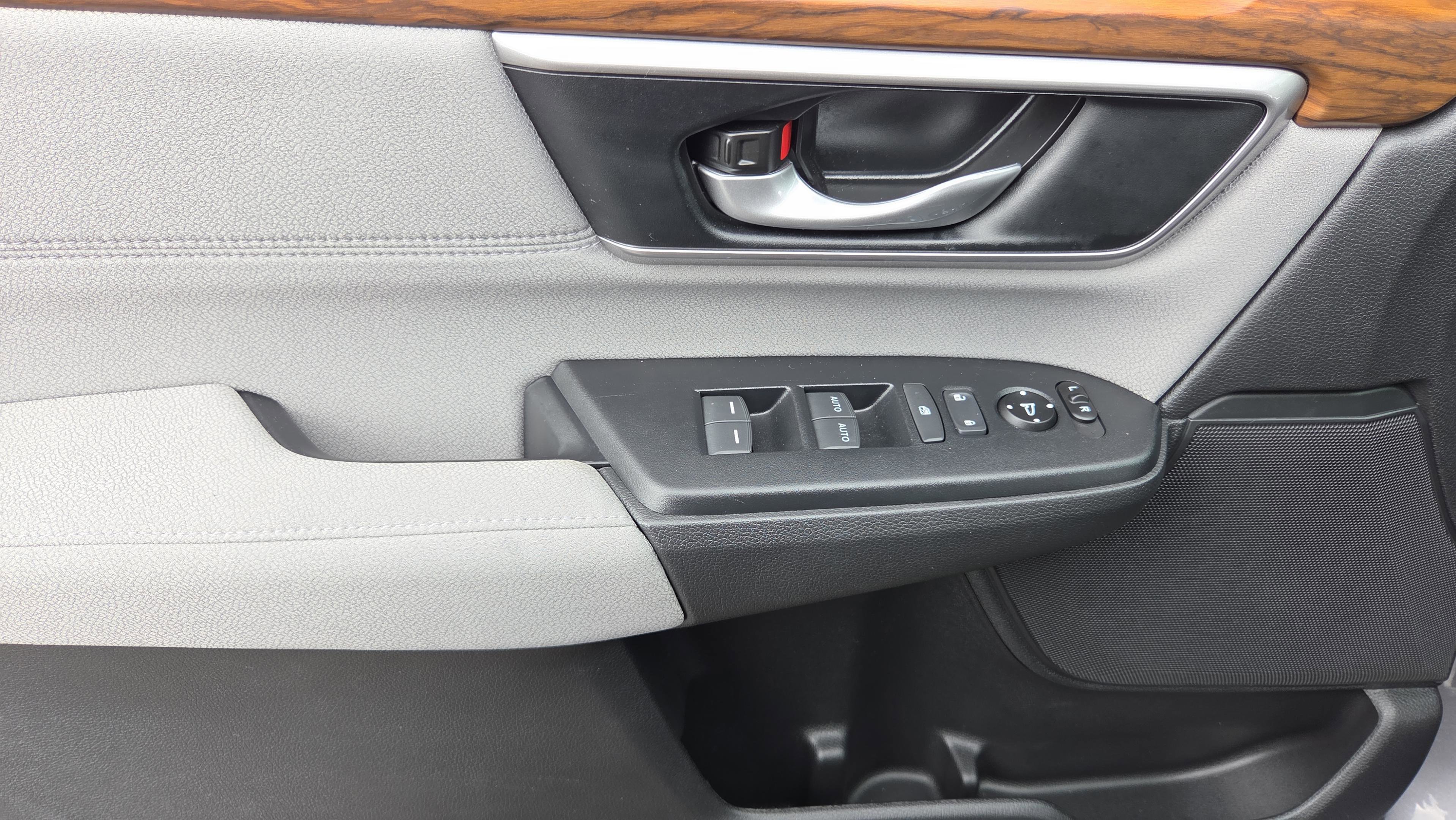 Certified 2020 Honda CR-V EX image 23