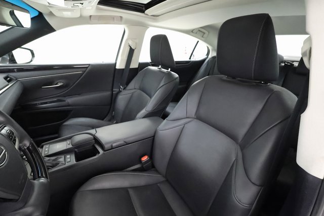 Used 2021 Lexus ES 300h 300h w/ Premium Package image 12