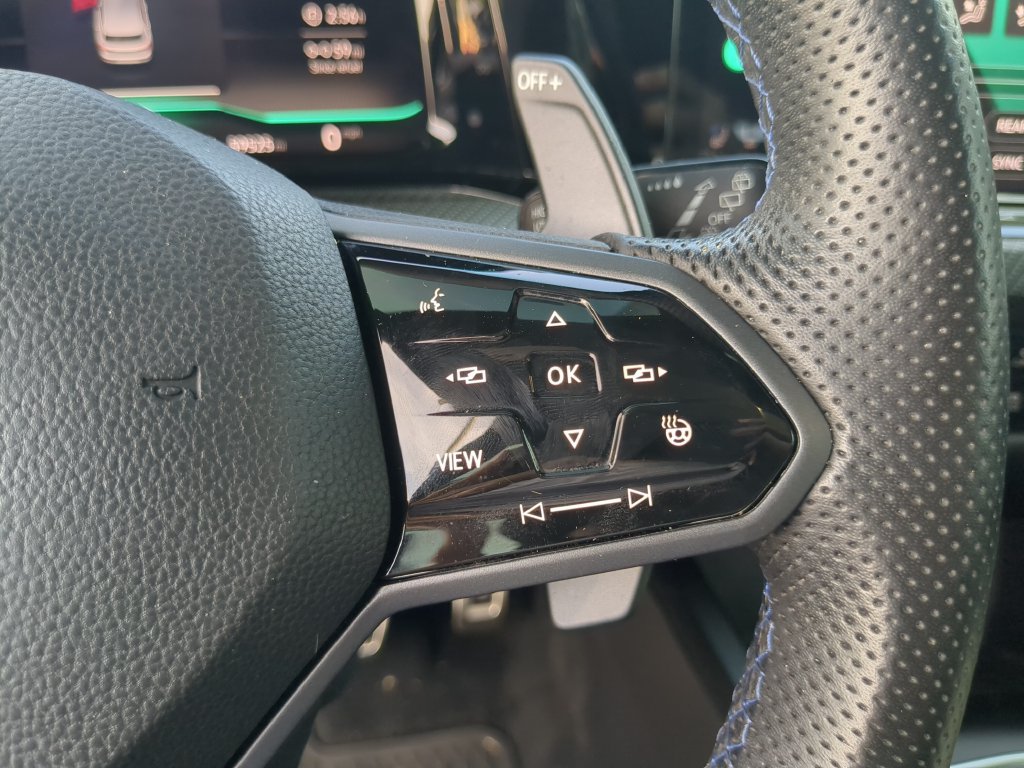 Used 2023 Volkswagen Golf R AWD/4WD image 29
