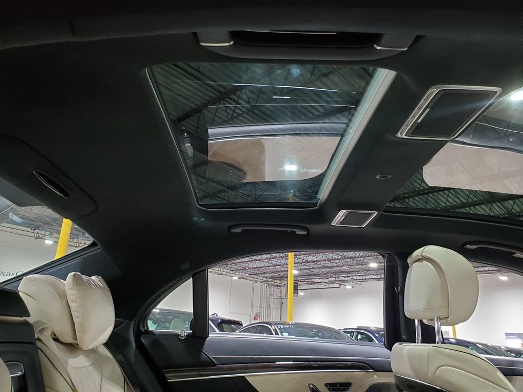 Used 2017 Mercedes-Benz S 550 4MATIC Sedan image 25