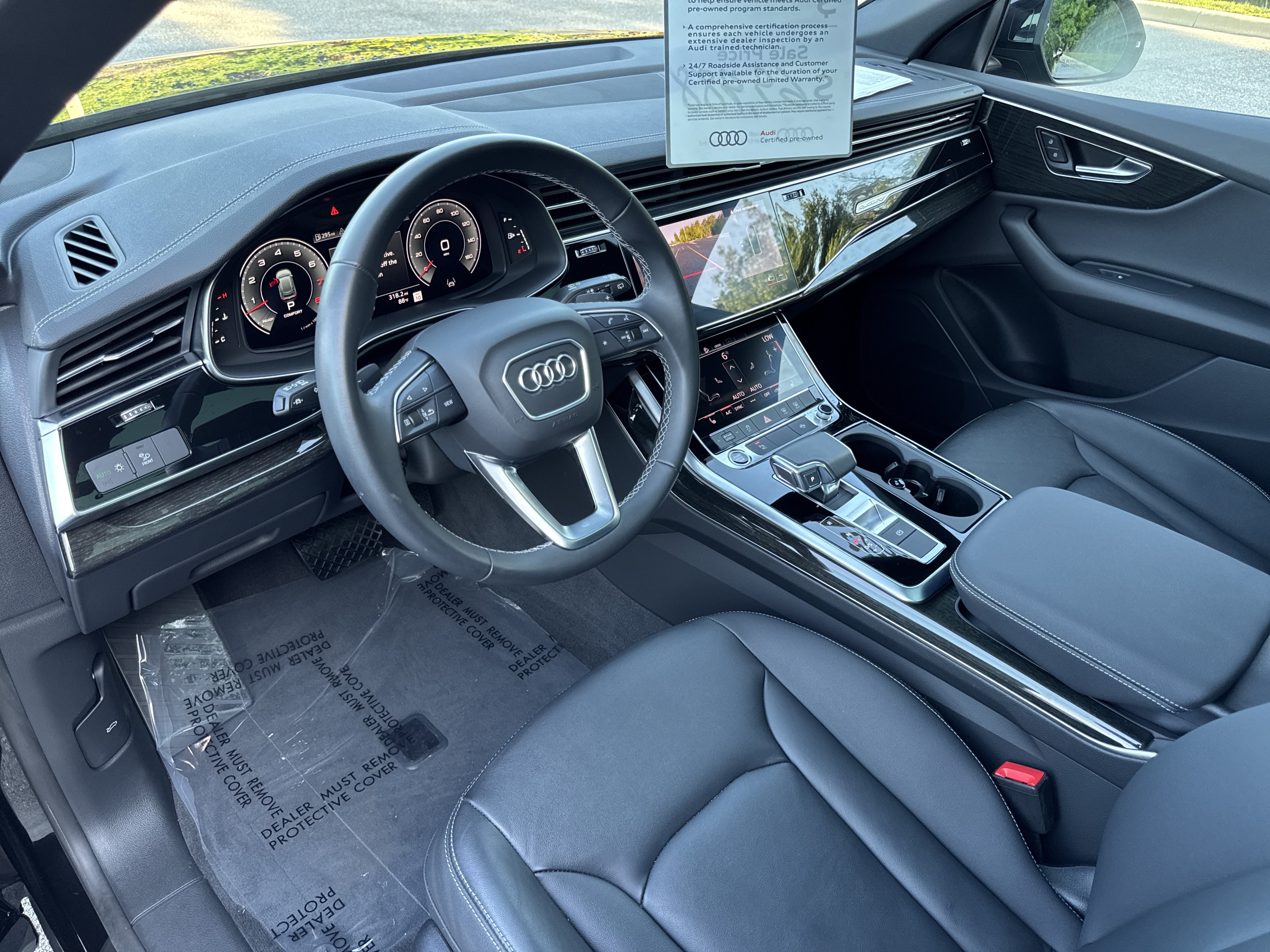Certified 2025 Audi Q8 Premium AWD/4WD image 17
