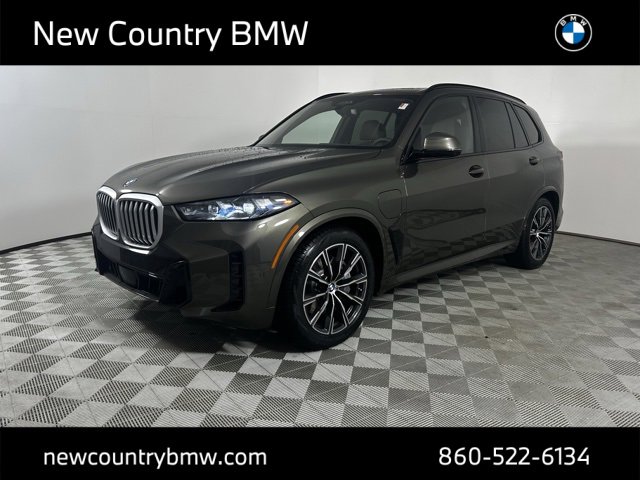New 2026 BMW X5 xDrive50e image 3