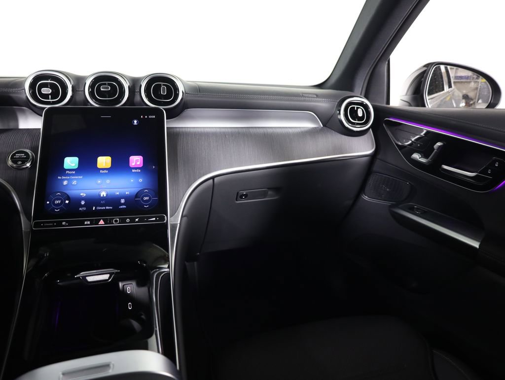 Used 2026 Mercedes-Benz GLC 300 4MATIC image 47