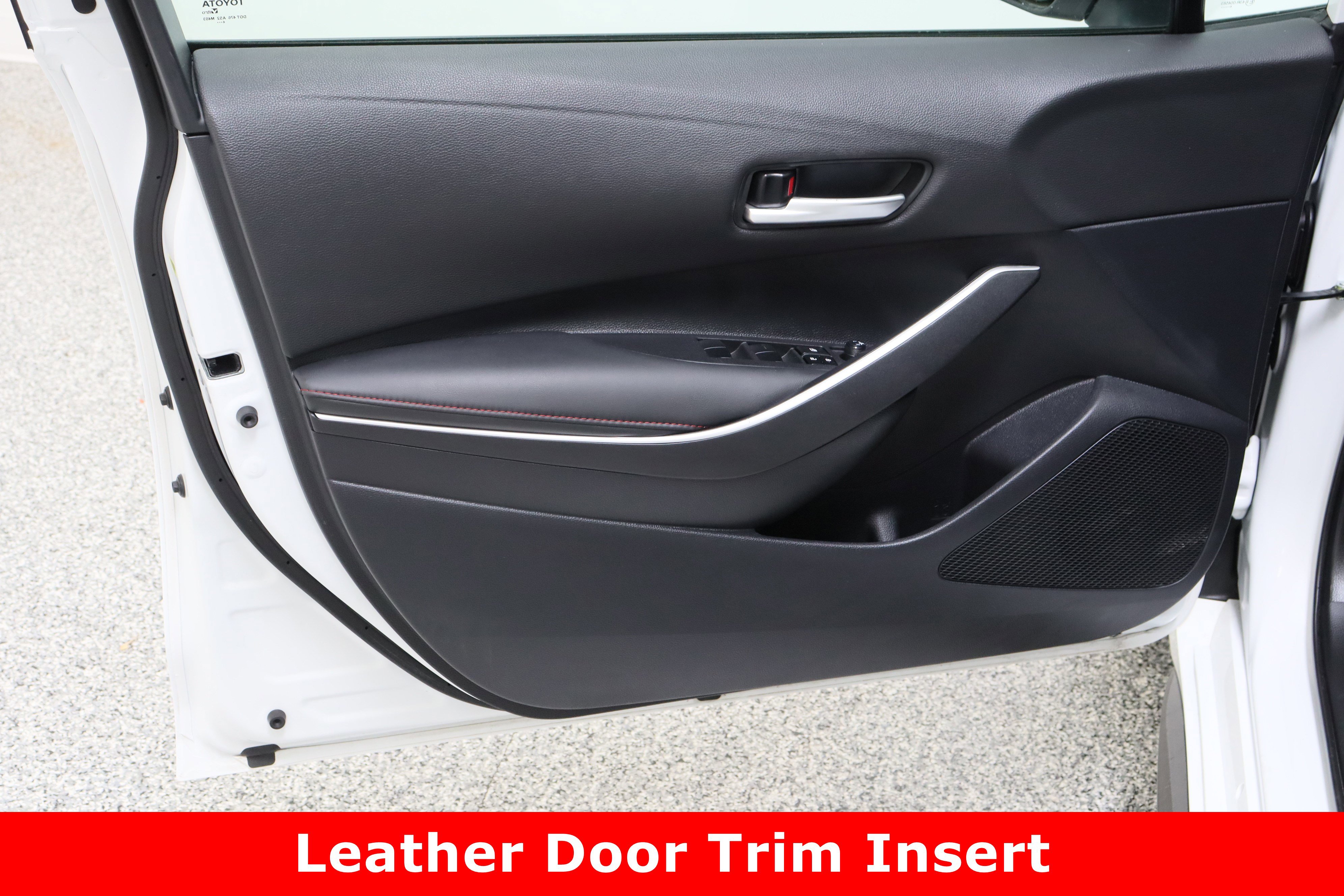 Certified 2025 Toyota Corolla SE image 12