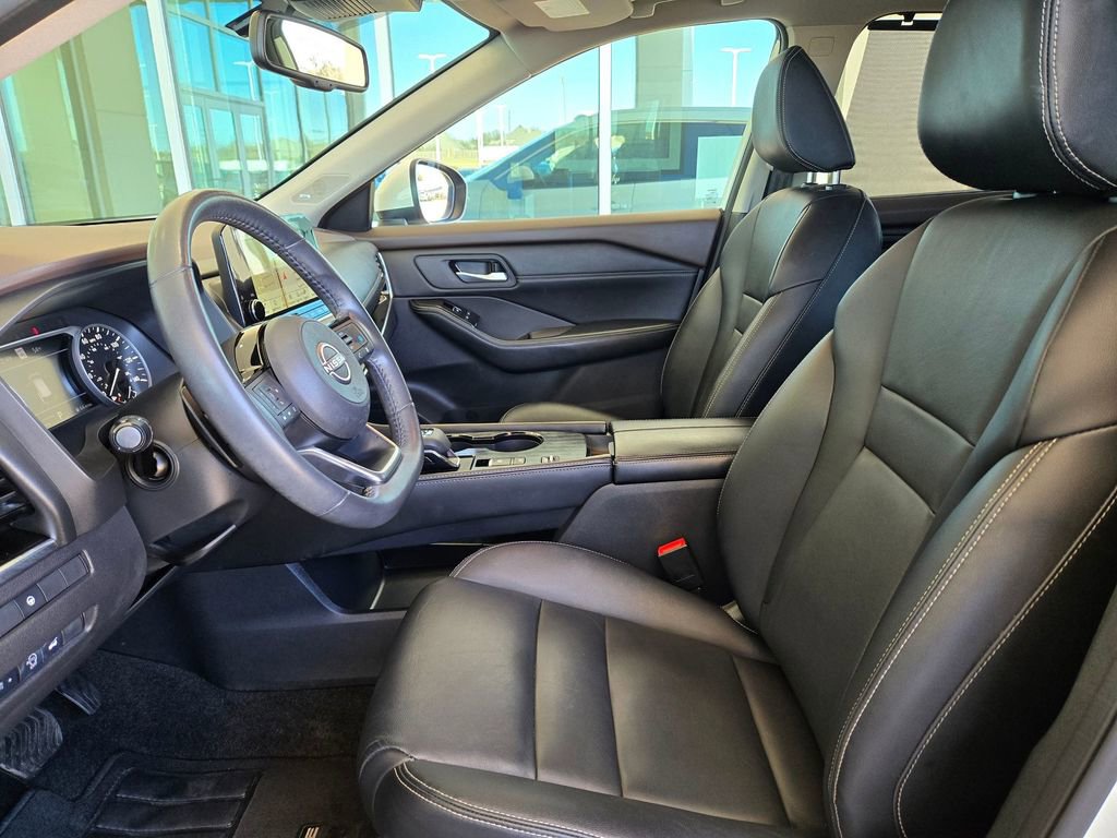 Used 2023 Nissan Rogue SL w/ SL Premium Package FWD image 9