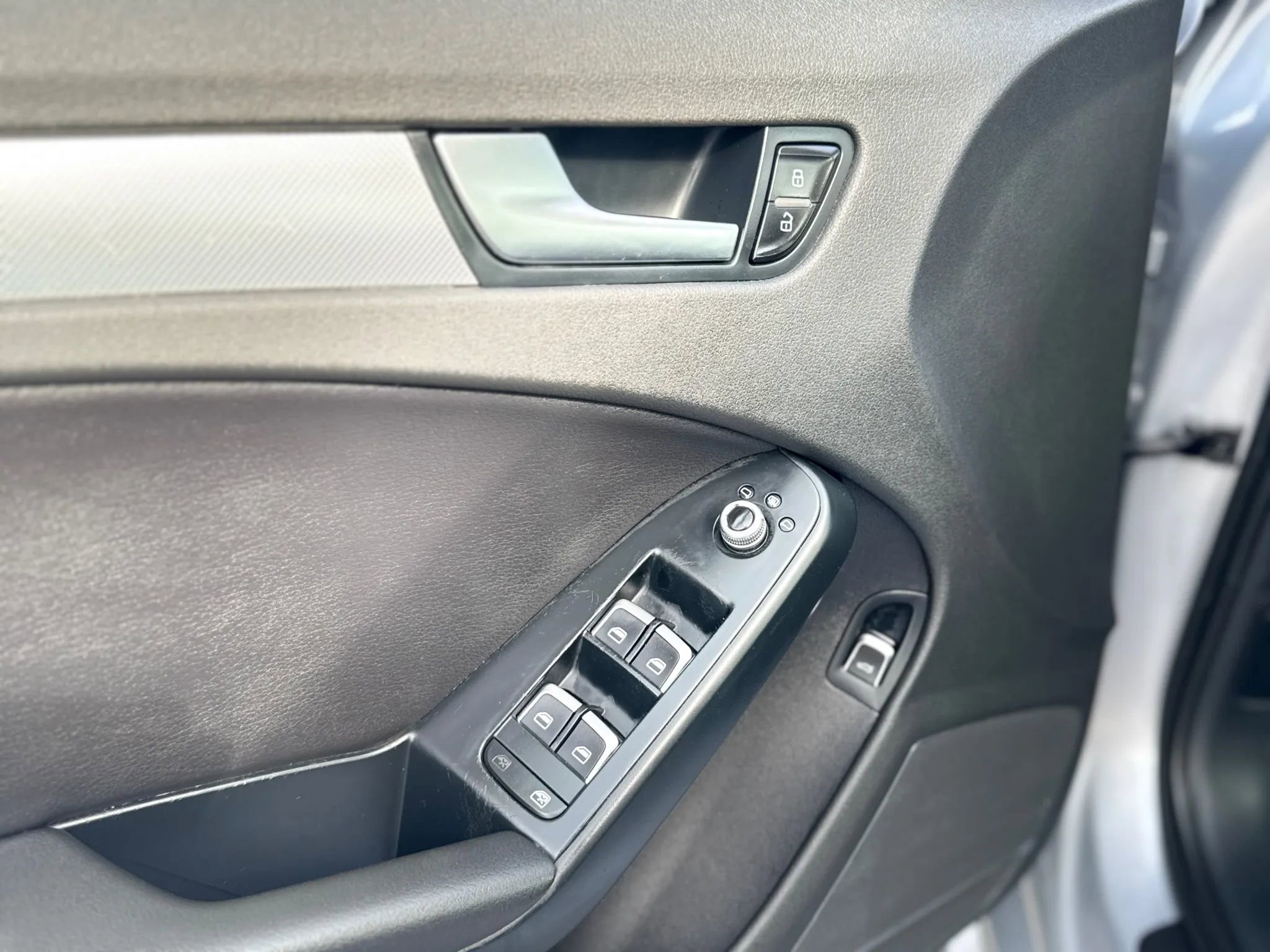 Used 2015 Audi A4 2.0T Premium image 46