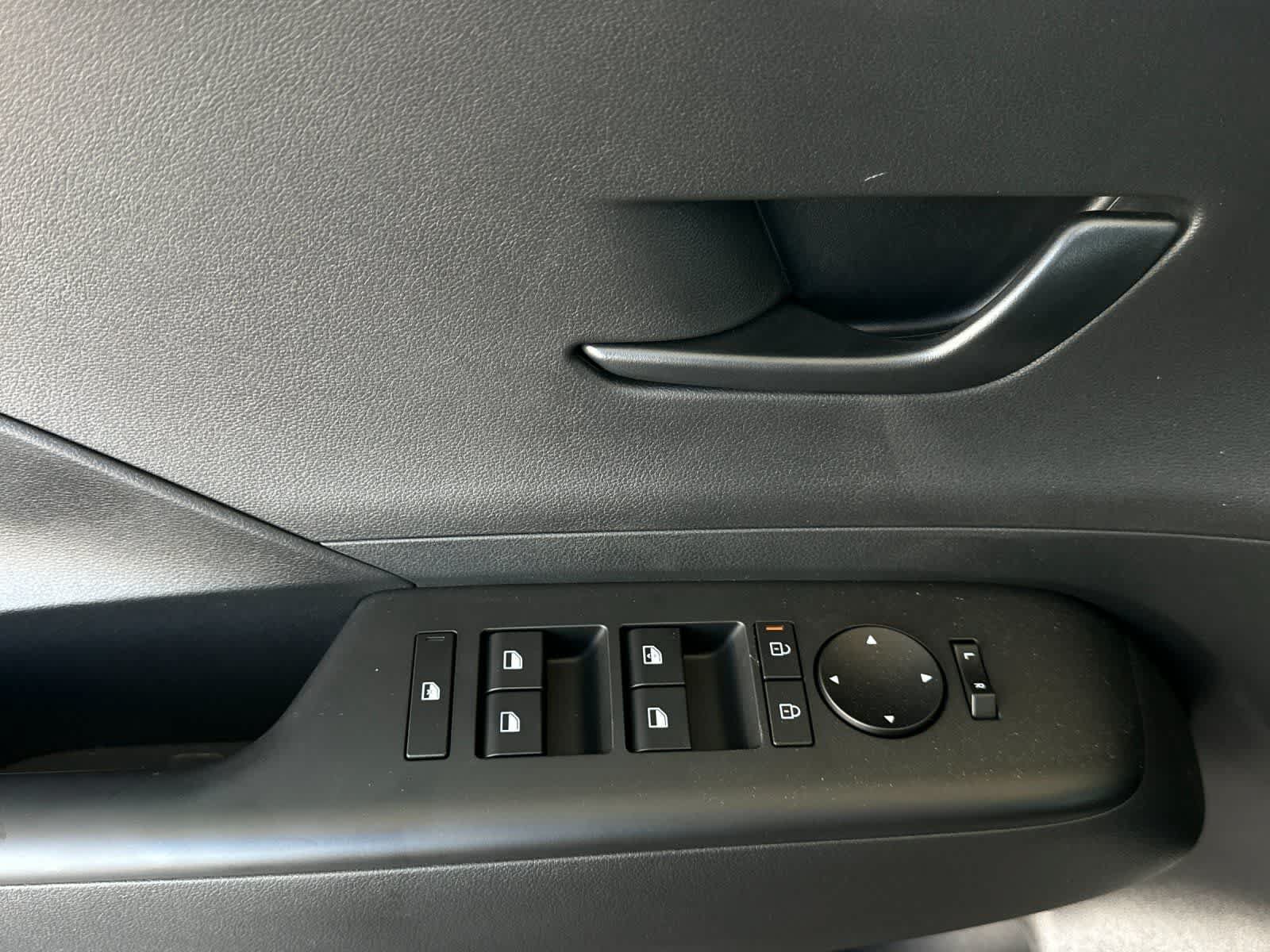 New 2026 Hyundai Kona SE FWD image 13