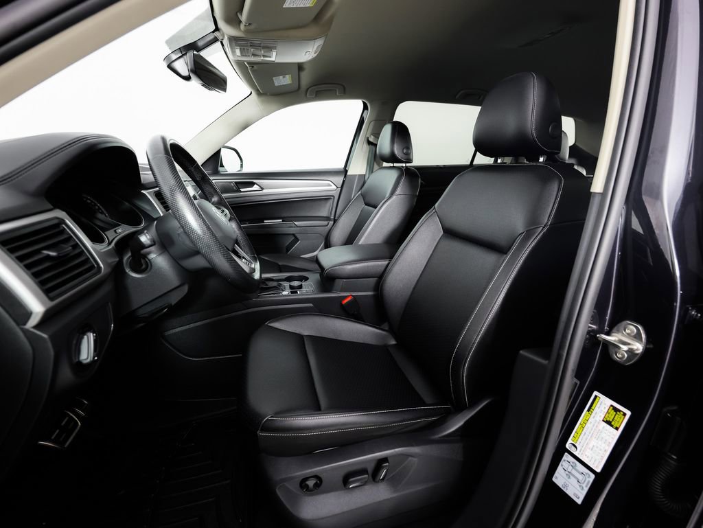 Used 2021 Volkswagen Atlas SE image 23