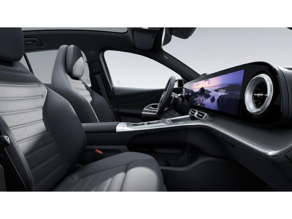 New 2027 Mercedes-Benz GLC 400 4MATIC image 4