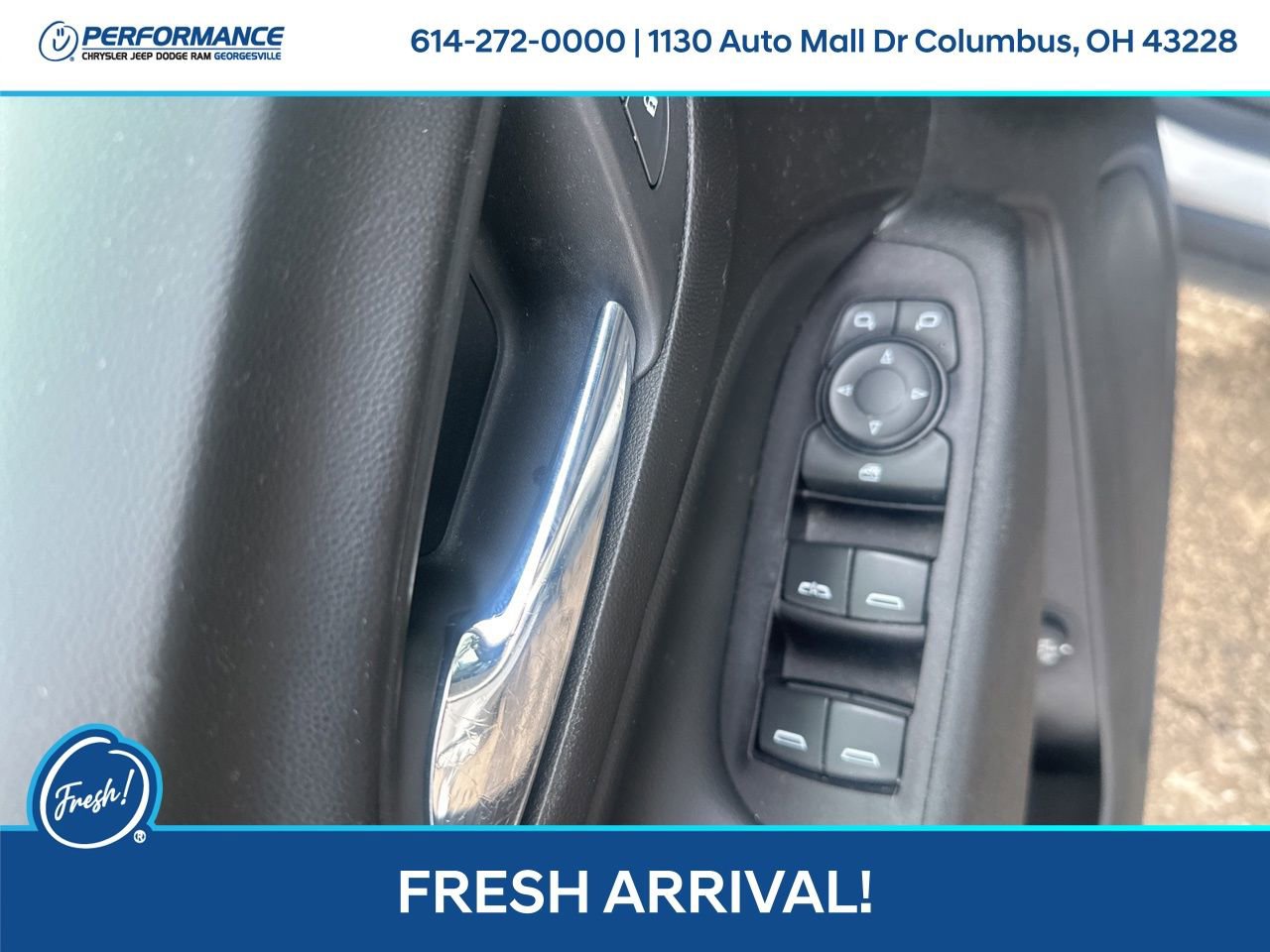 Used 2018 Chevrolet Equinox LT image 13