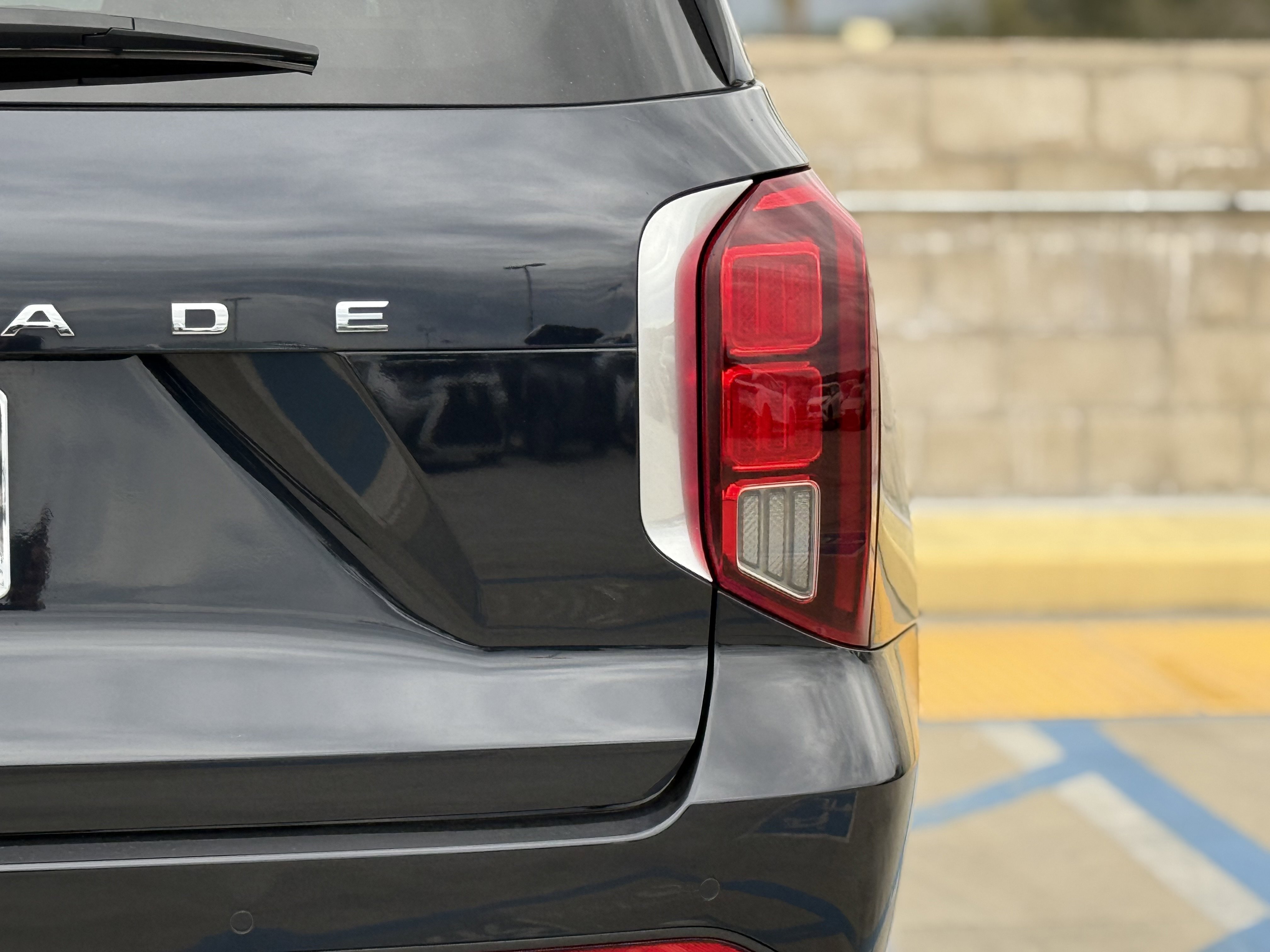 Used 2023 Hyundai Palisade Limited image 12