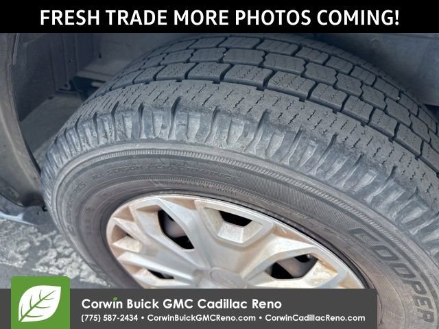 Used 2018 Ford Transit 150 XLT image 13