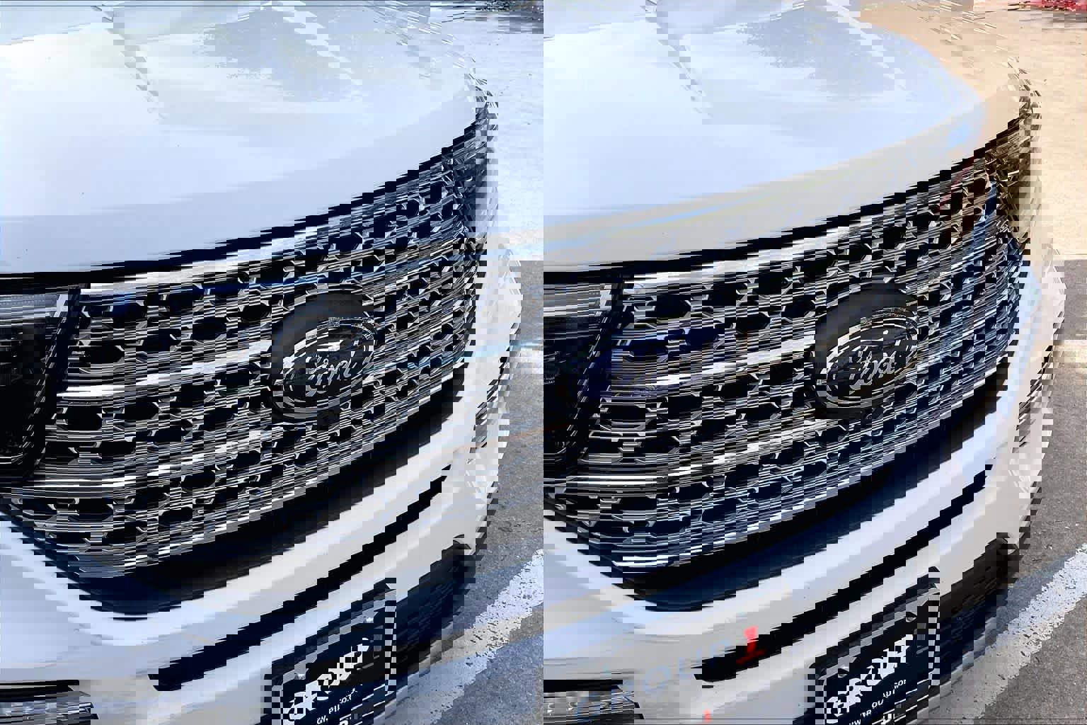 Used 2021 Ford Explorer Limited w/ Equipment Group 301A image 27