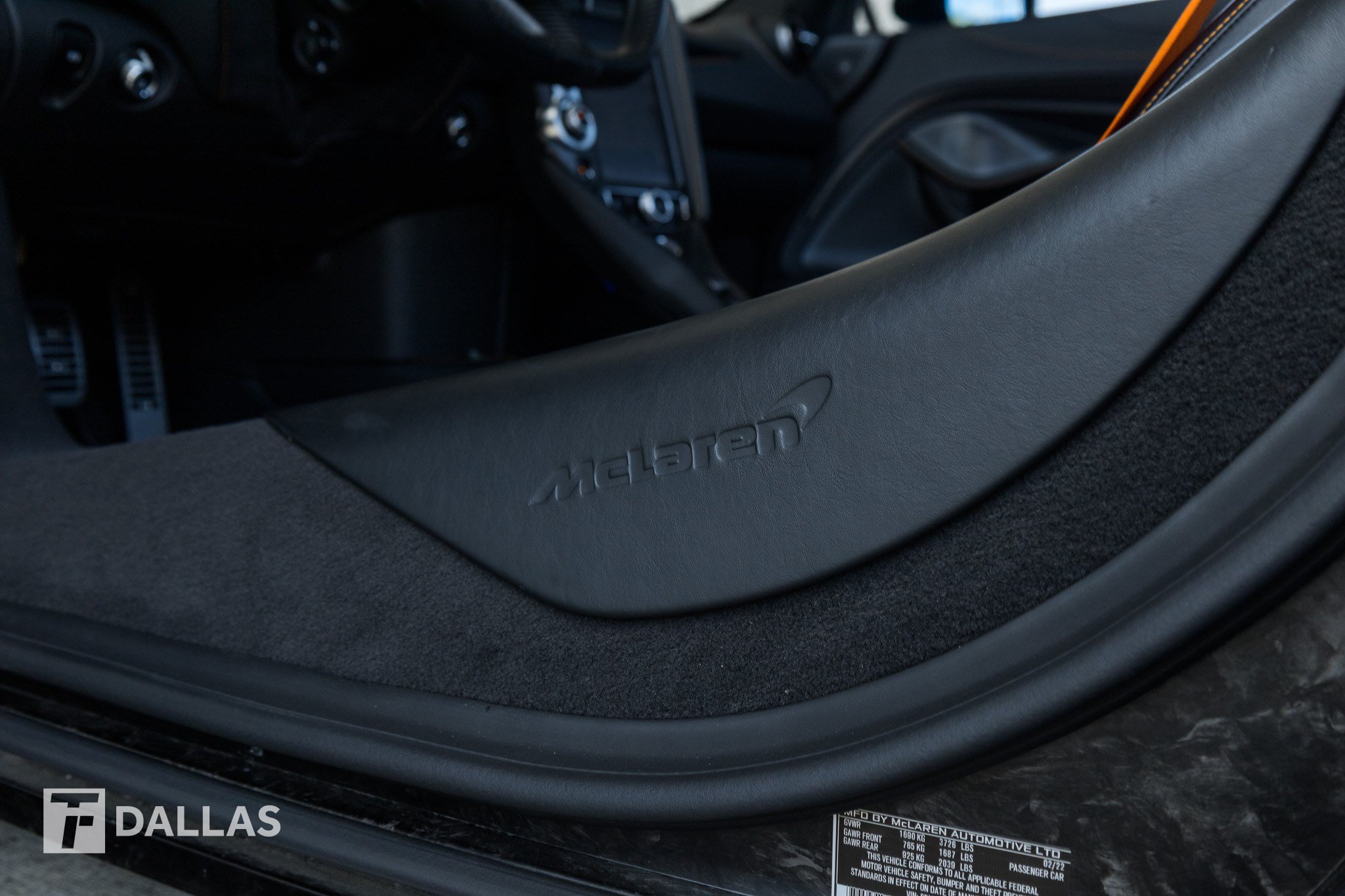 Used 2022 McLaren 765LT RWD image 23