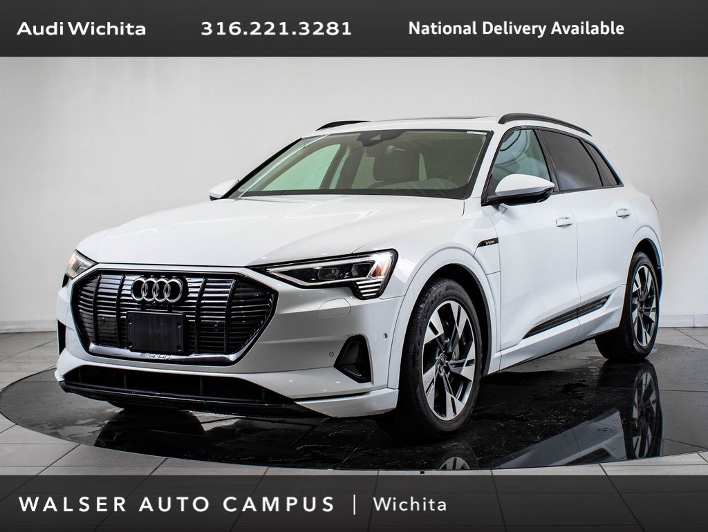 Used 2022 Audi e-tron Premium w/ Convenience Plus Package image 1