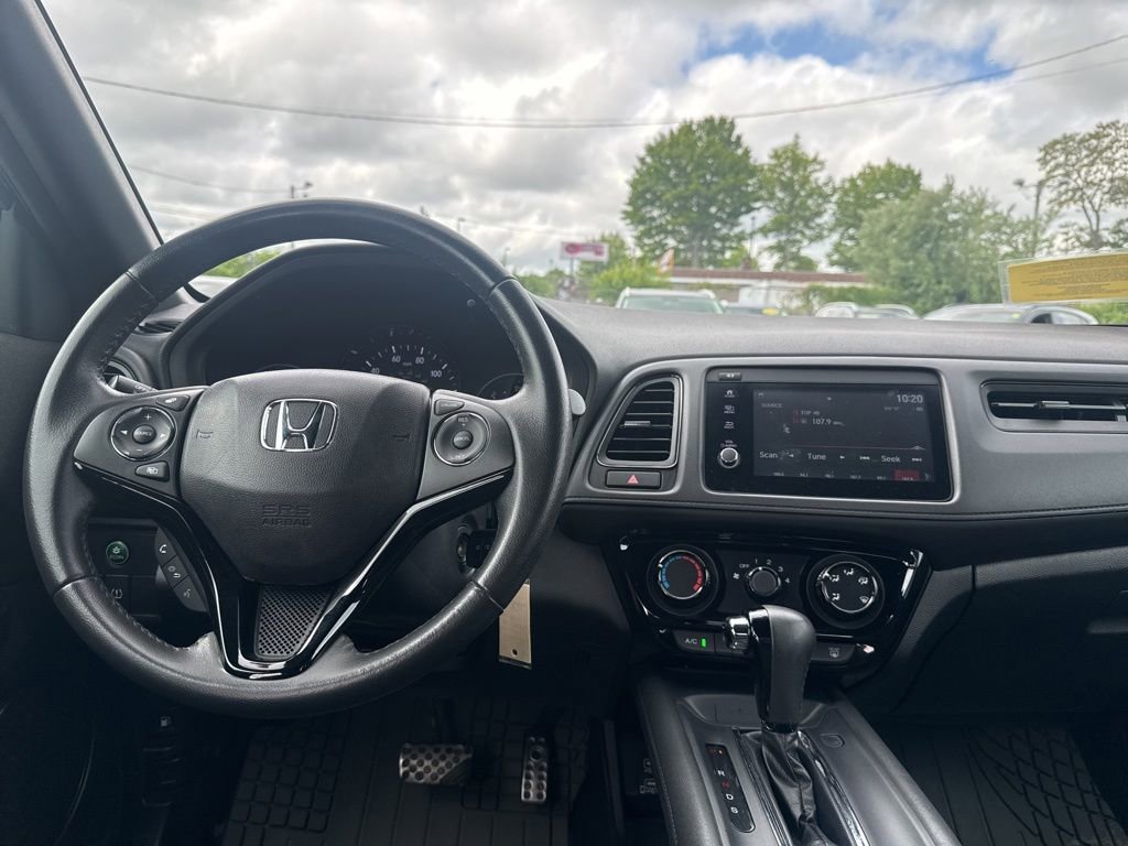 Used 2019 Honda HR-V Sport image 18