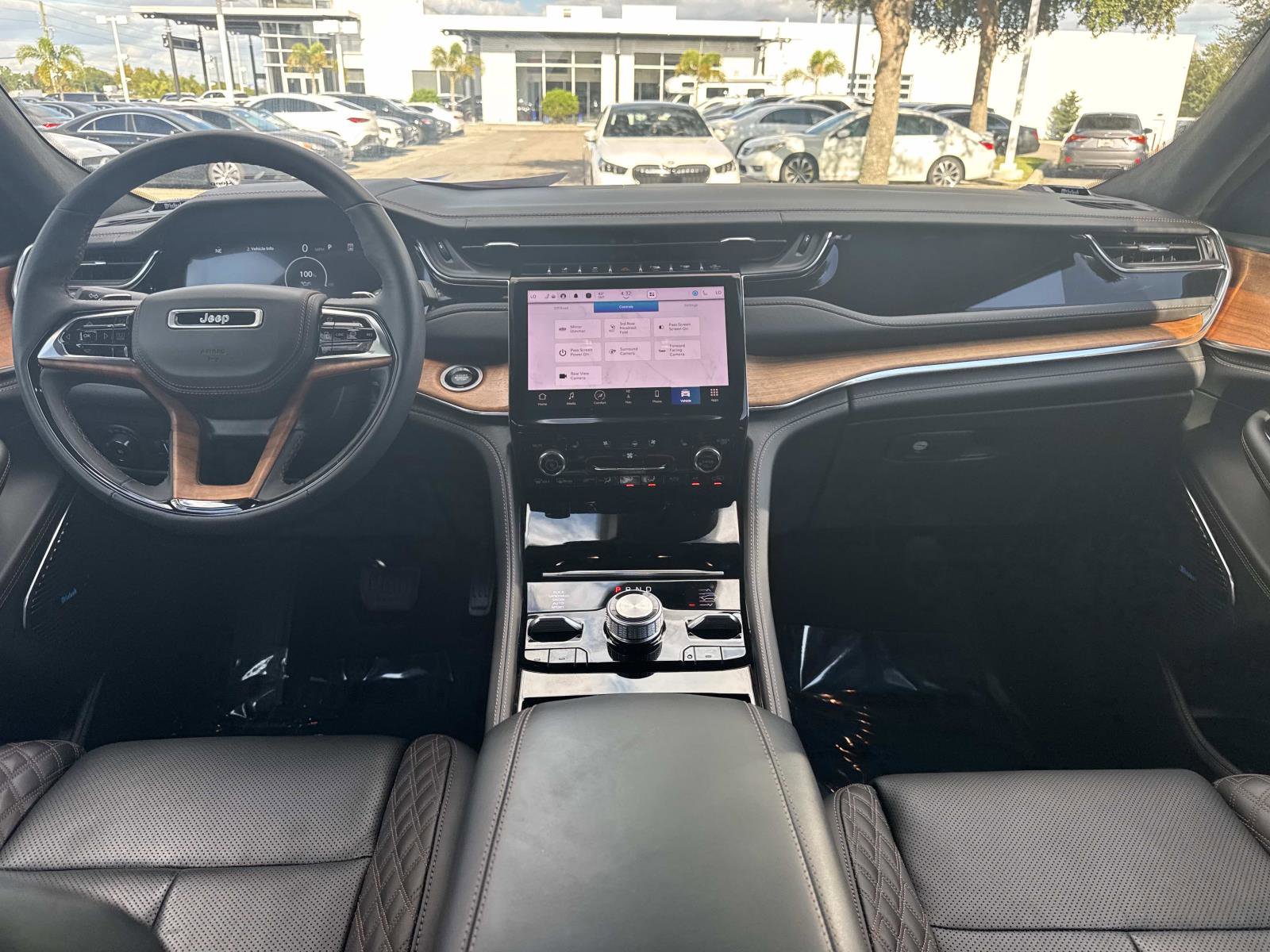 Used 2023 Jeep Grand Cherokee L Summit image 14
