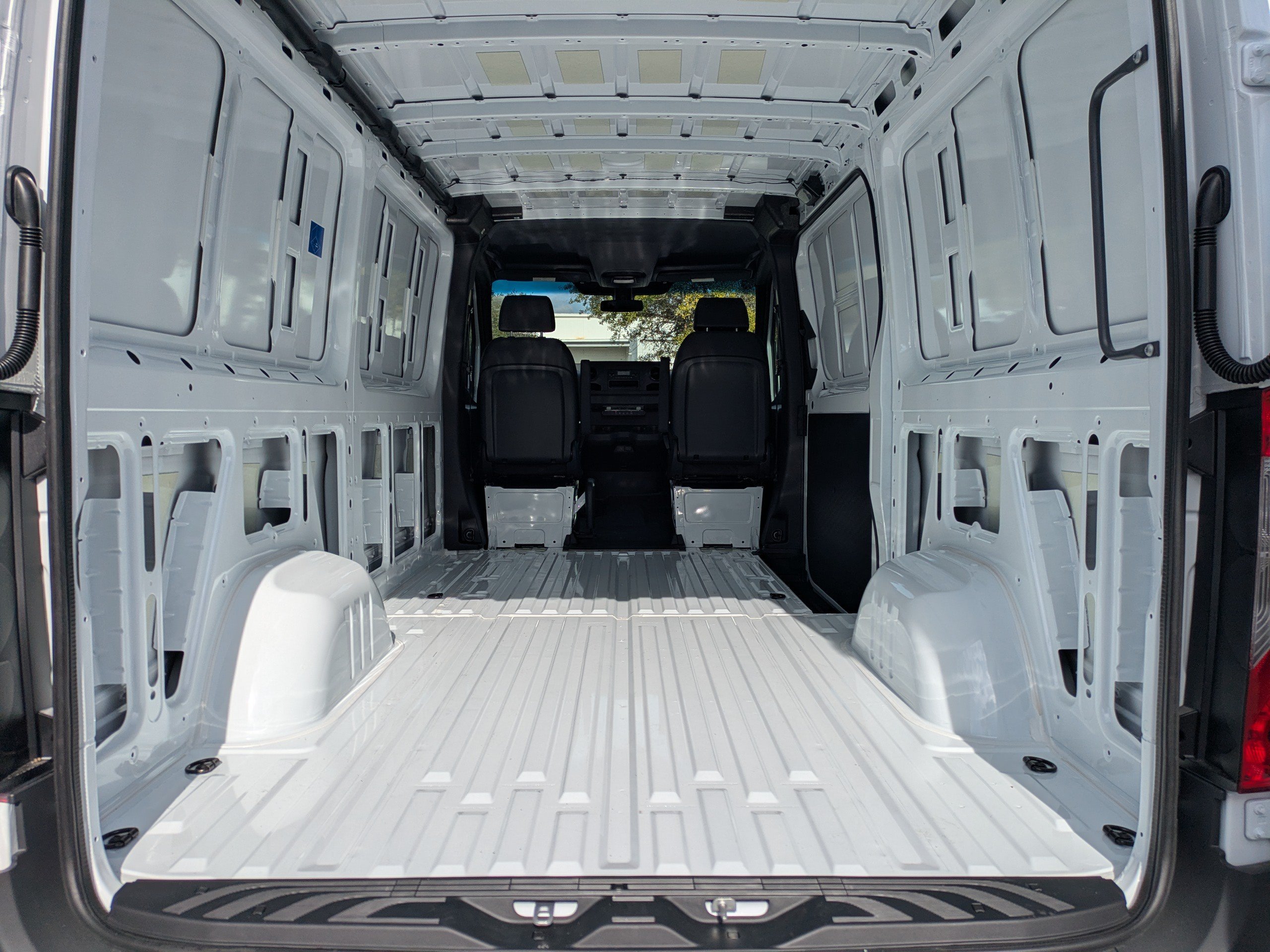 New 2026 Mercedes-Benz Sprinter 2500 image 13