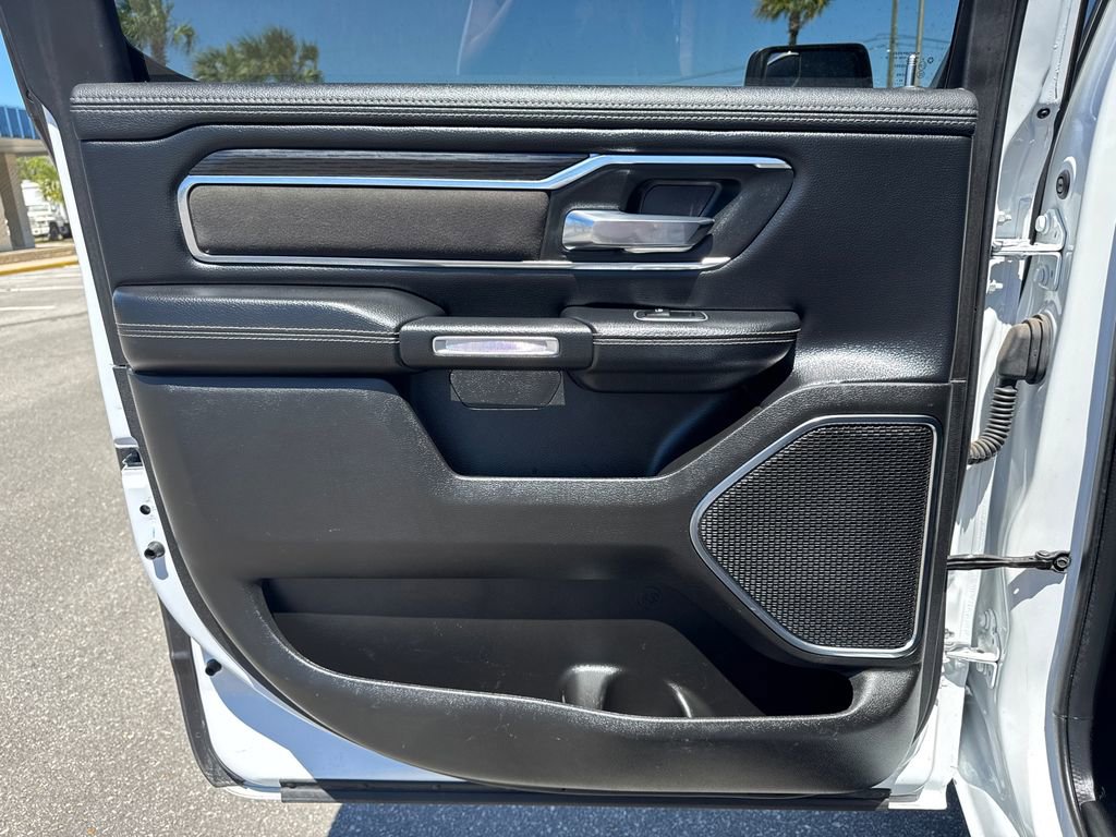Used 2024 RAM 1500 Laramie image 15