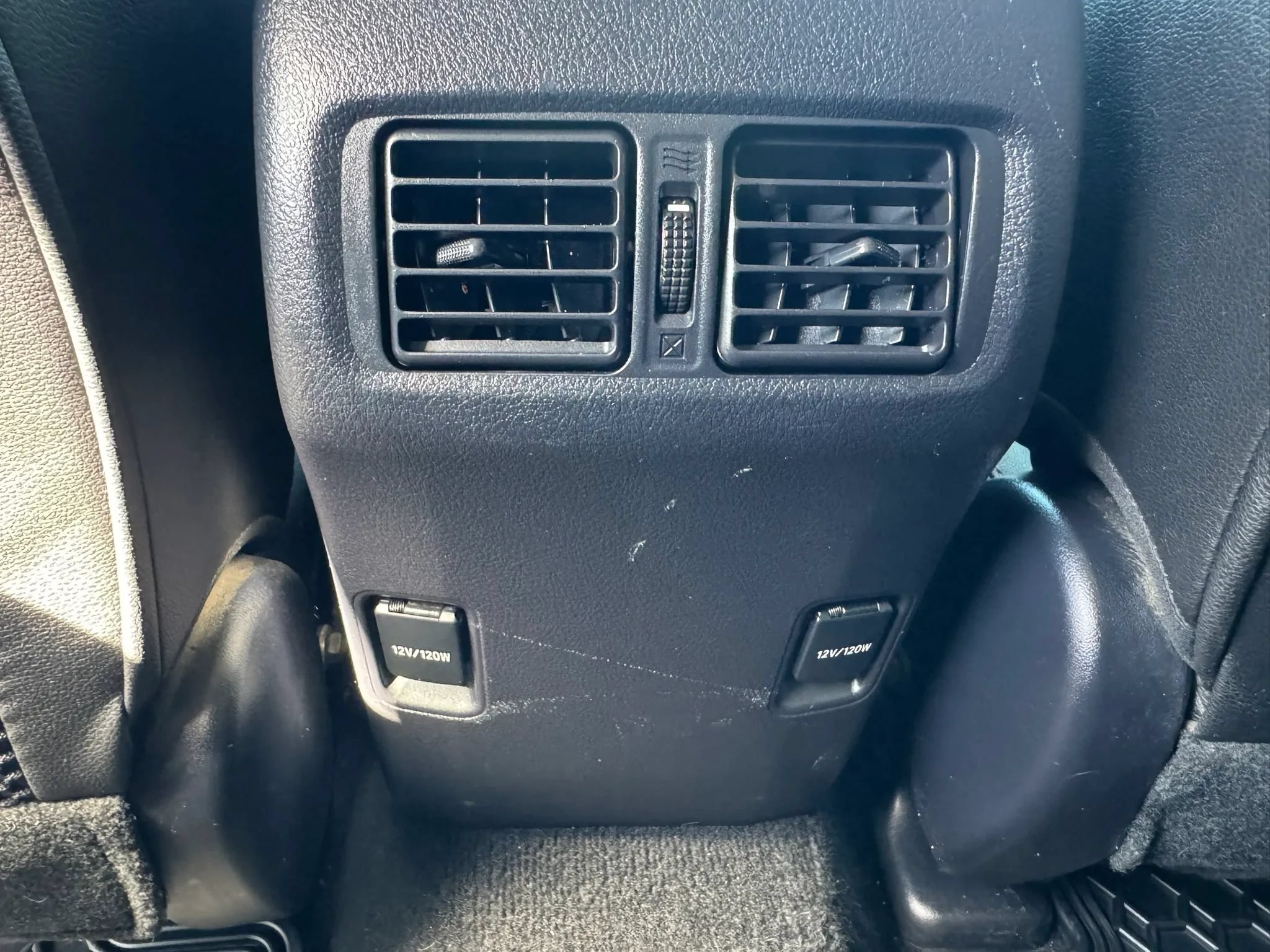 Used 2015 Toyota 4Runner SR5 AWD/4WD image 12