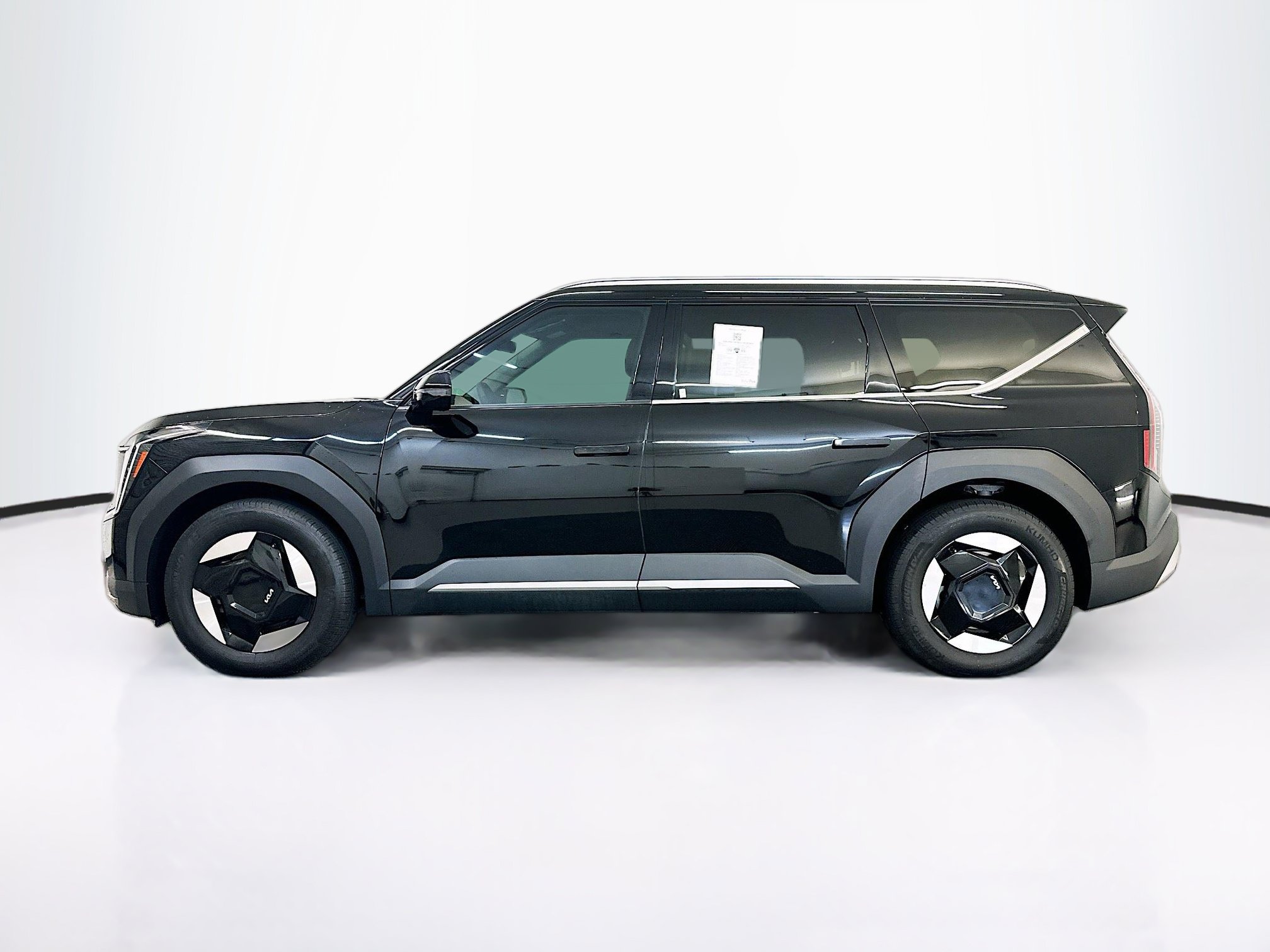 Used 2024 Kia EV9 Wind AWD/4WD image 4