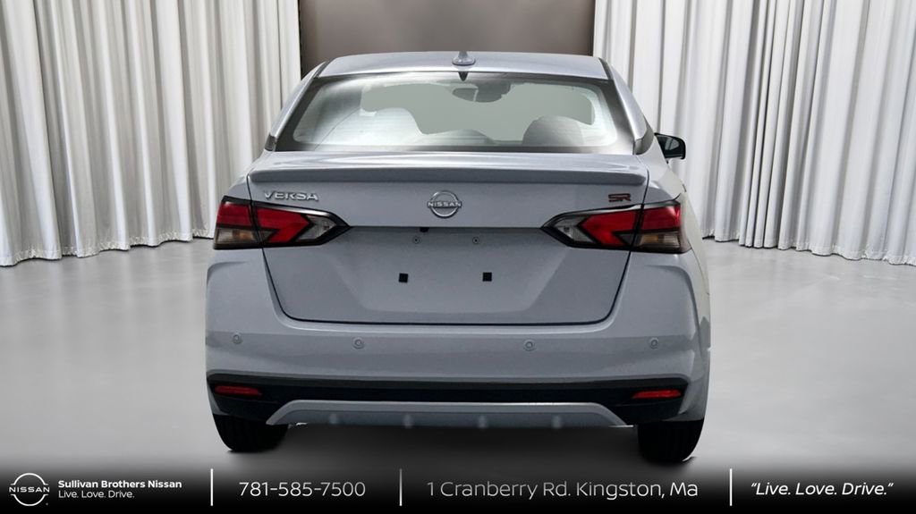 New 2025 Nissan Versa SR w/ Trunk Package image 6