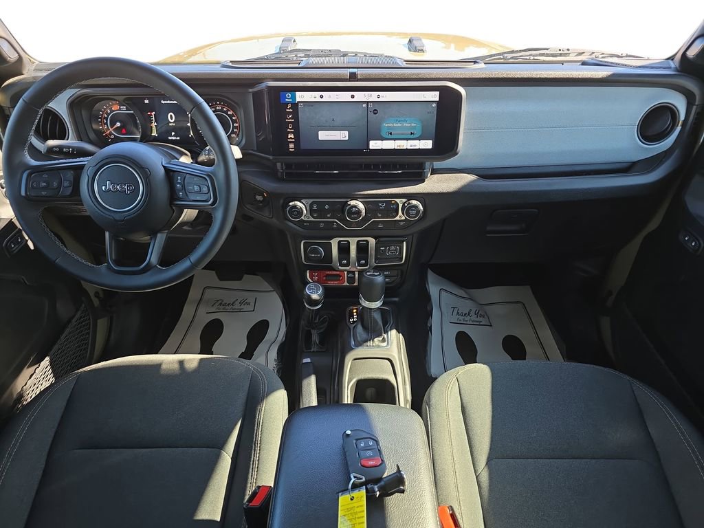 Used 2025 Jeep Wrangler Willys image 11
