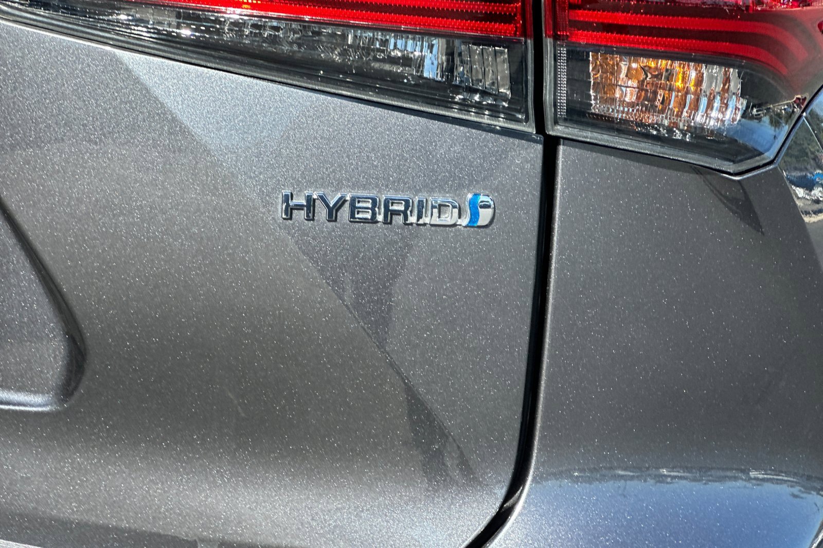 Used 2023 Toyota Highlander LE image 27