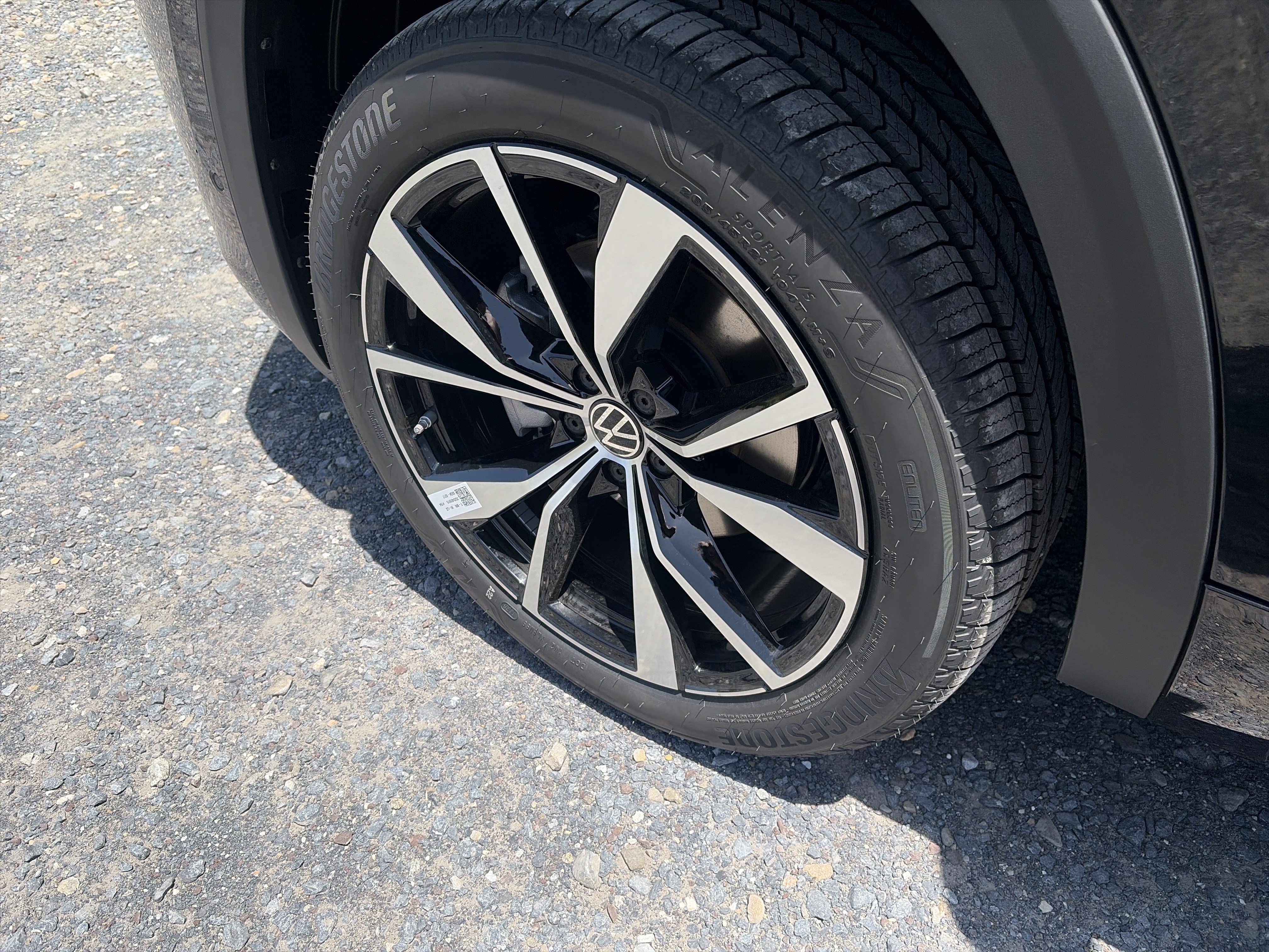 New 2026 Volkswagen Atlas SEL Premium R-Line AWD/4WD image 7