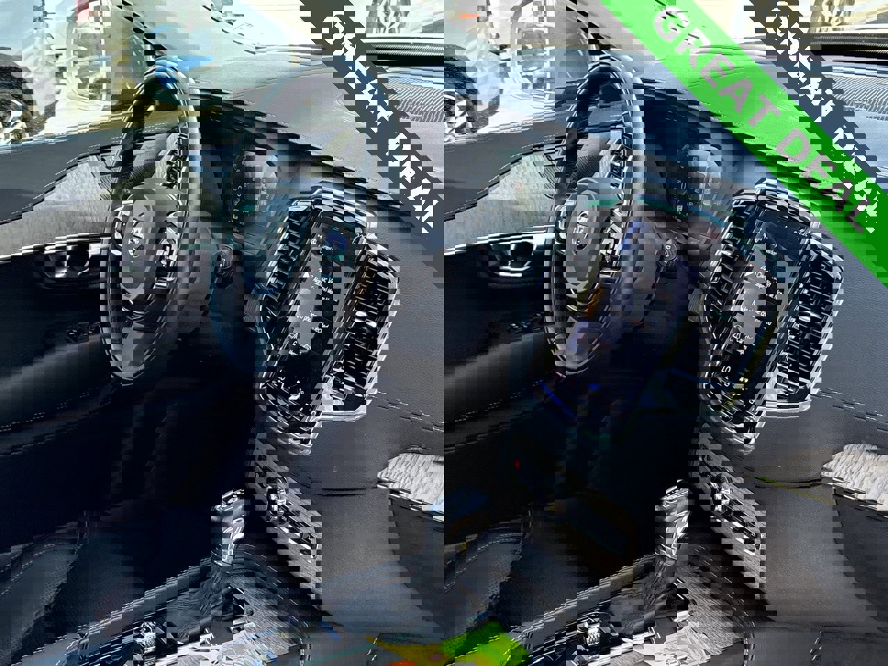 Used 2022 Volvo XC90 T6 Inscription w/ Advanced Package image 38