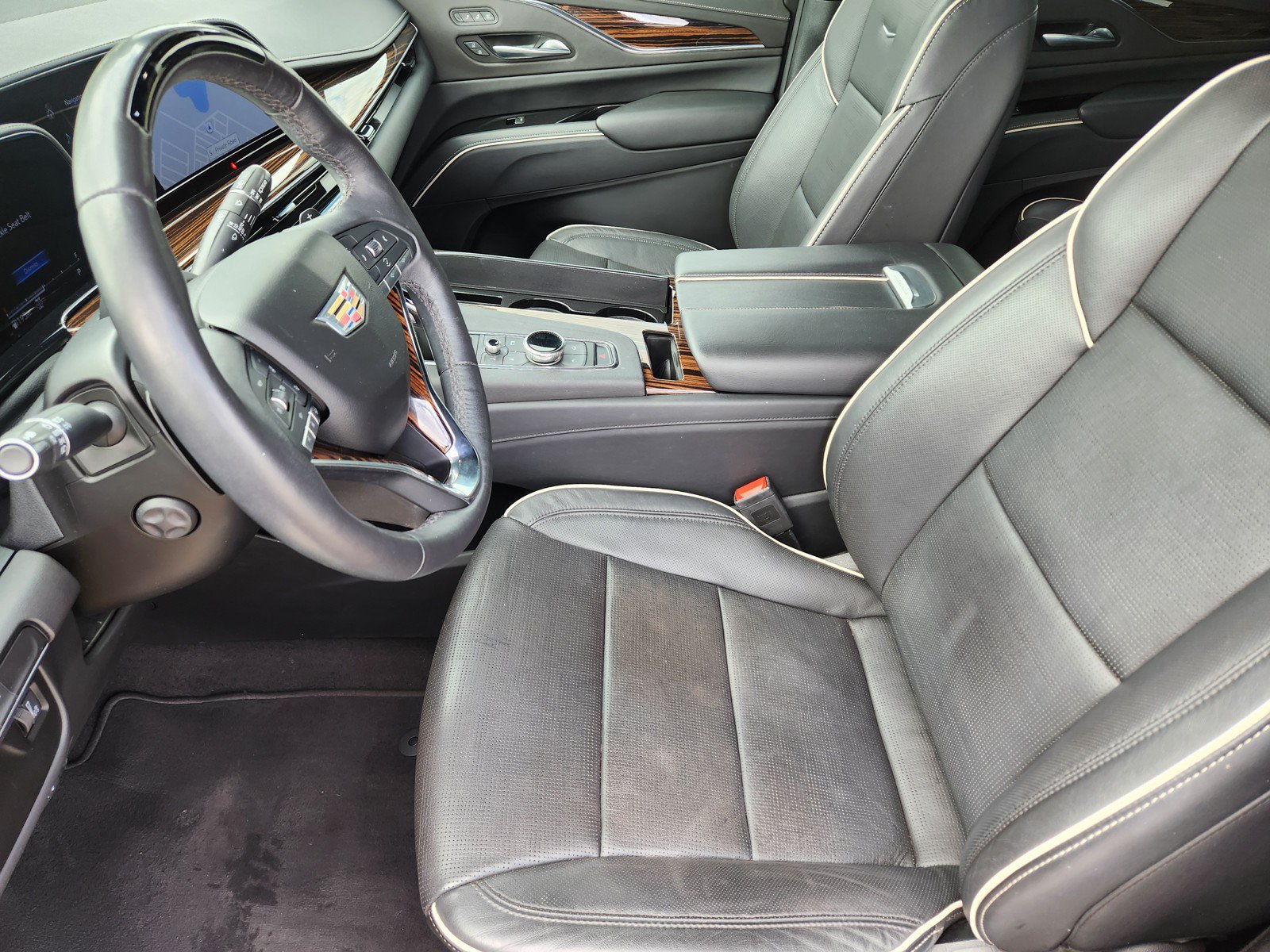 Used 2023 Cadillac Escalade ESV Premium Luxury AWD/4WD image 11