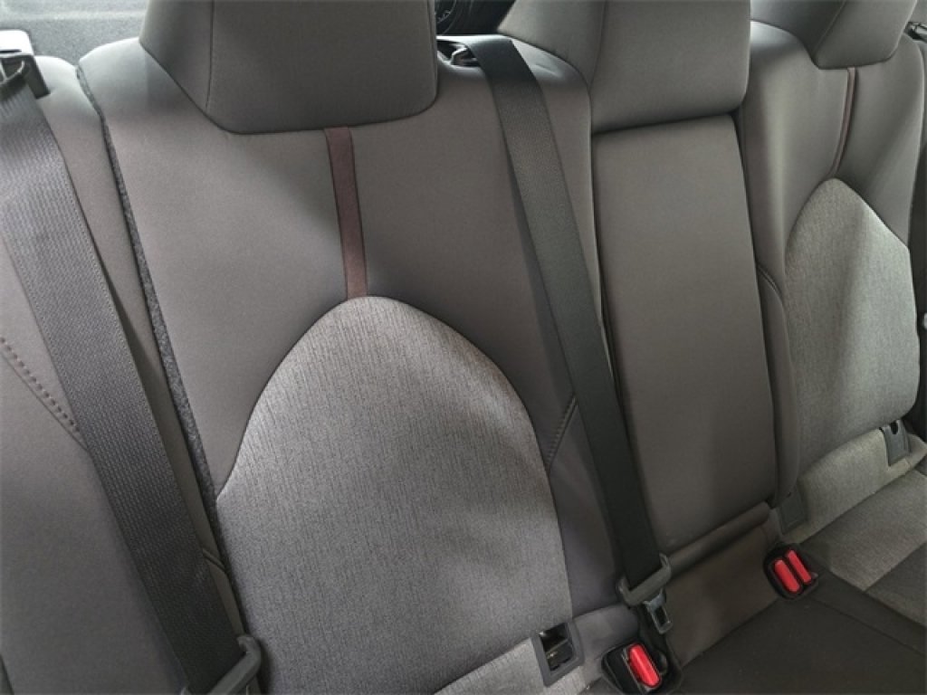 Used 2019 Toyota Camry LE image 17