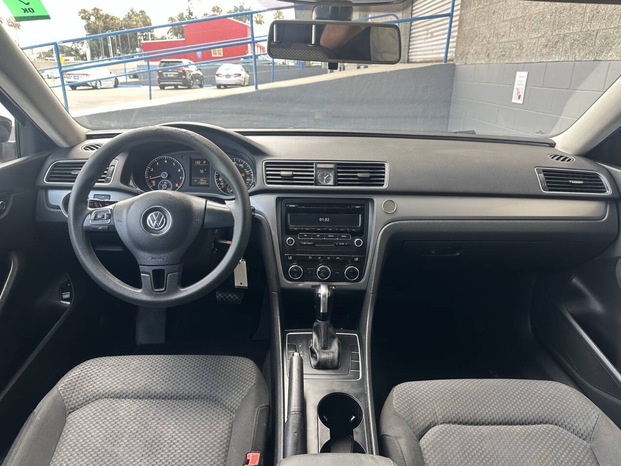 Used 2012 Volkswagen Passat 2.5 S FWD image 9