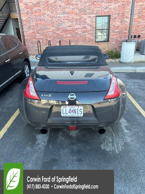 Used 2013 Nissan 370Z Roadster image 11
