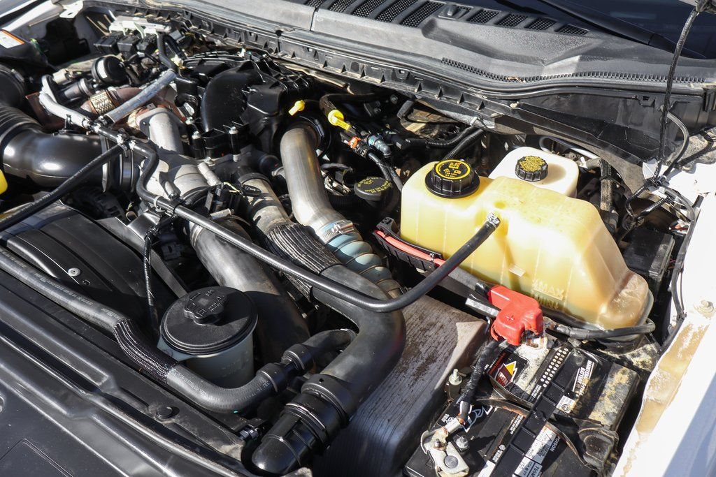 Used 2019 Ford F550 2WD Regular Cab Super Duty image 13
