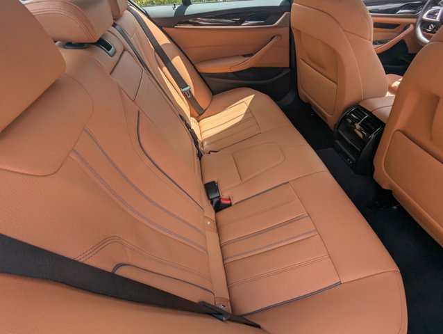 Certified 2023 BMW 530e w/ M Sport Package image 21