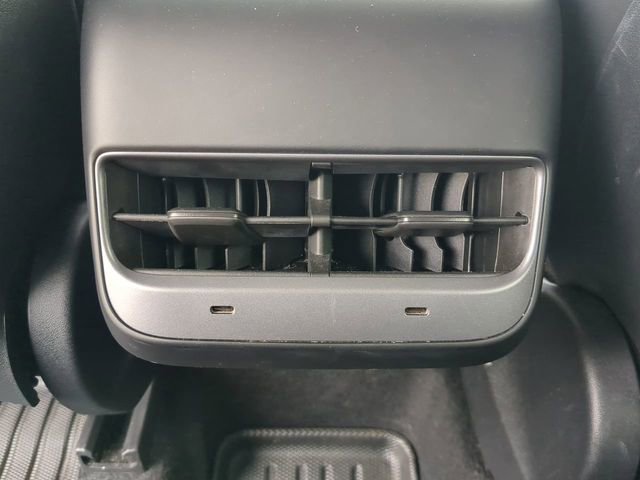 Used 2023 Tesla Model Y Long Range image 17