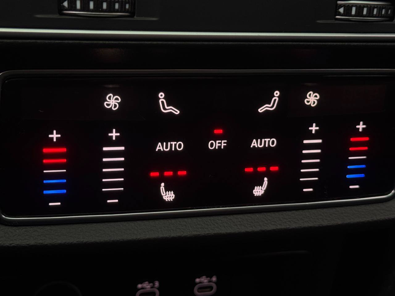 Used 2021 Audi Q7 3.0T Prestige w/ Prestige Package AWD/4WD image 25