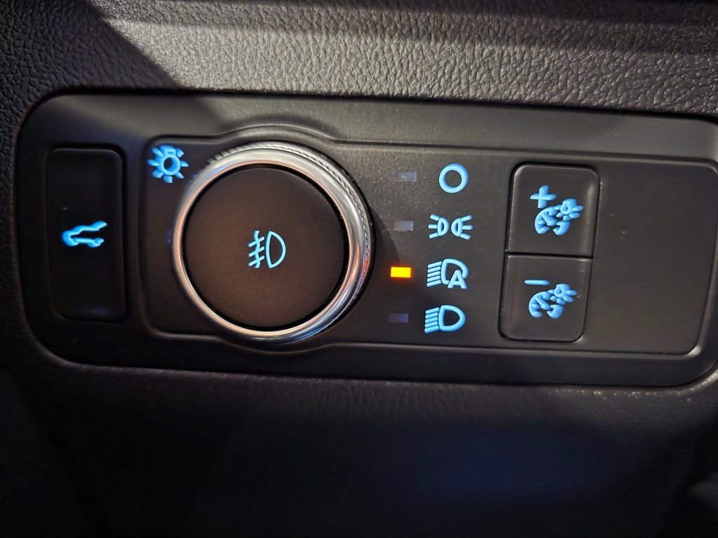 Used 2022 Ford Escape Titanium AWD/4WD image 37