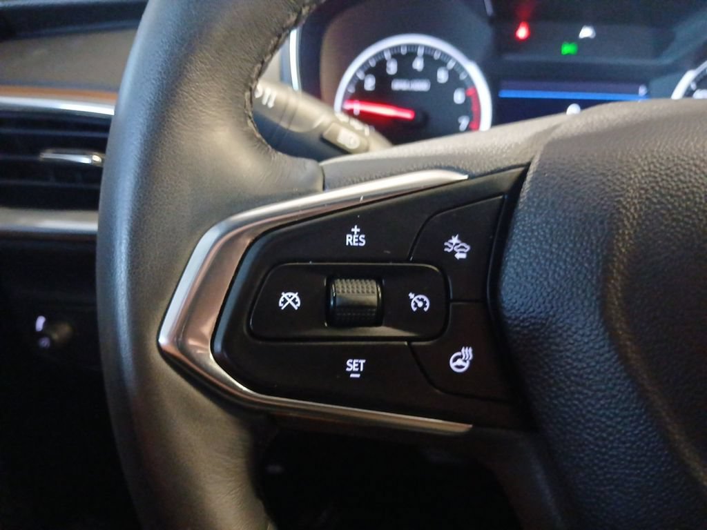Used 2023 Chevrolet TrailBlazer ACTIV w/ Sun and Liftgate Package FWD image 16