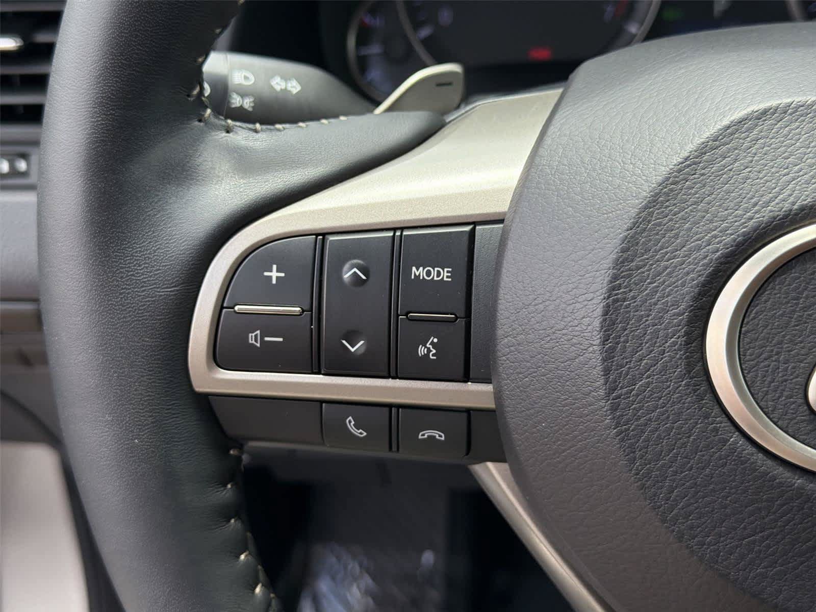 Used 2022 Lexus RX 350 FWD w/ Premium Package image 24