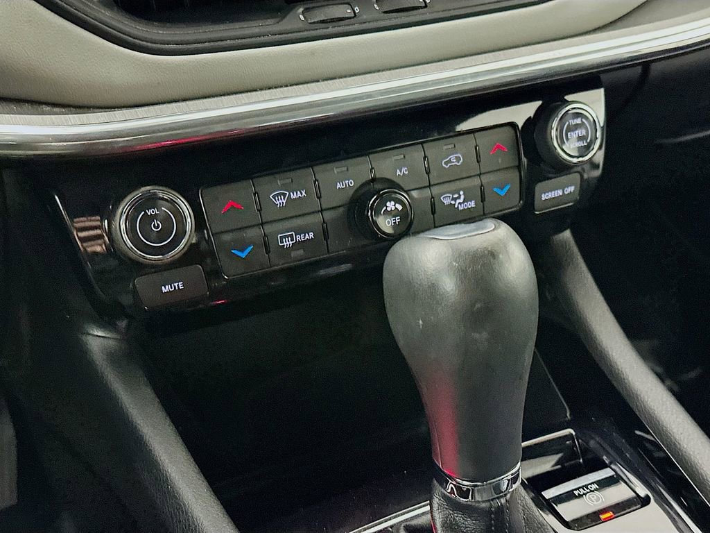 Certified 2023 Jeep Compass Limited AWD/4WD image 23