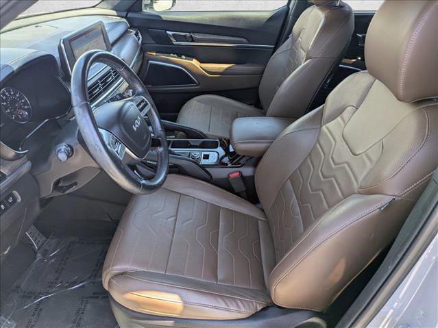 Used 2022 Kia Telluride SX w/ SX Prestige Package image 17