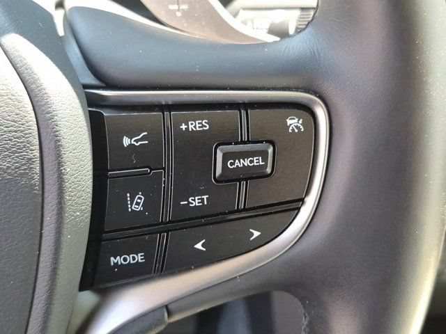 Used 2025 Lexus ES 300h w/ Premium Package FWD image 19