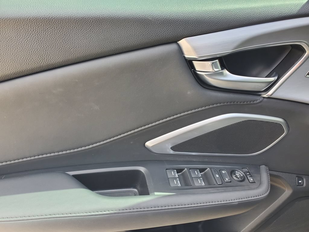 Used 2024 Acura RDX SH-AWD image 21