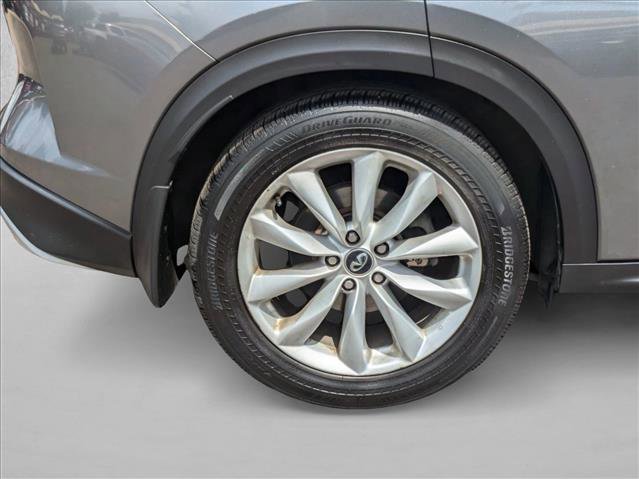 Used 2019 INFINITI QX50 Essential w/ Premium Heat Package image 19