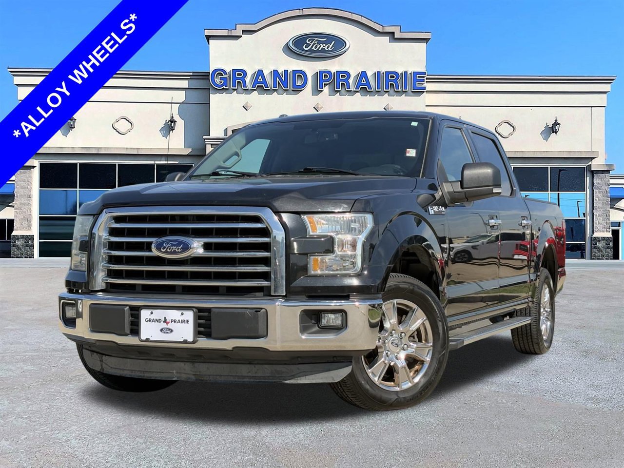 Used 2015 Ford F150 XLT w/ Equipment Group 302A Luxury RWD image 1